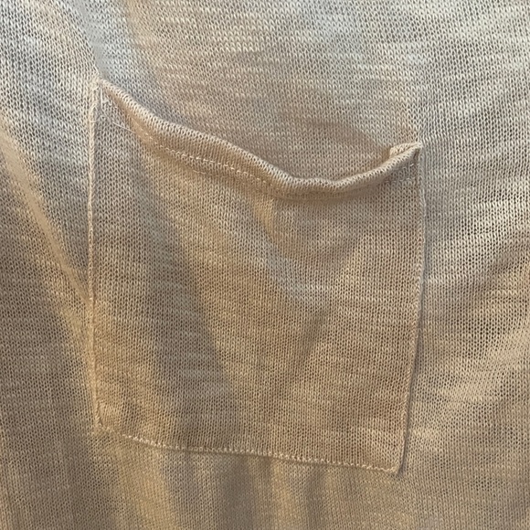 Tan lightweight cardigan with small pockets on front - Picture 5 of 5